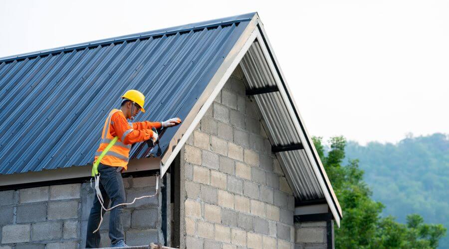 Expert top industrial roofings services in Hecker, IL